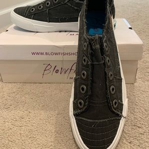 Brand new never worn Blowfish!
